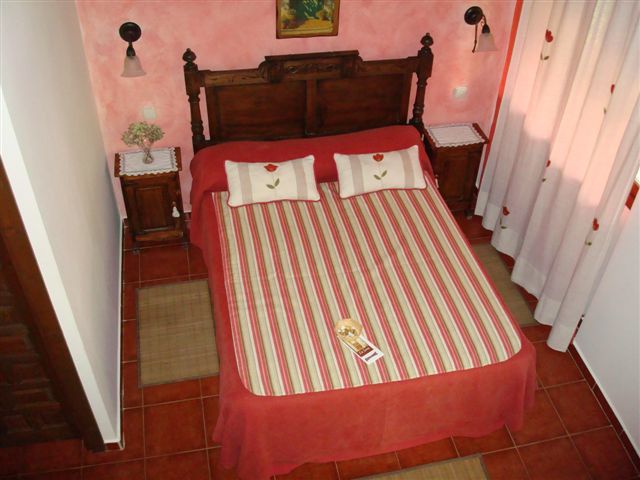 pensiones, hostales, casas rurales baratas. Depension.com. Ampliar esta imagen